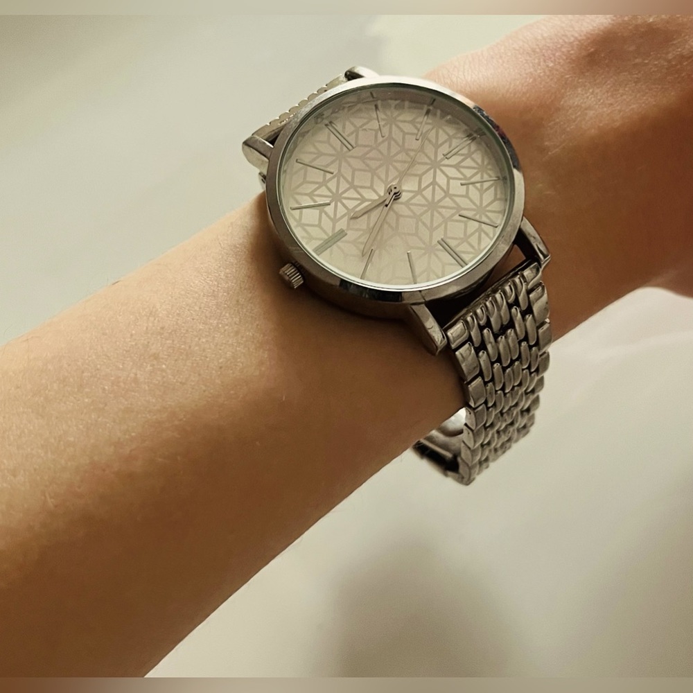 Japan Novi Stainless Steel Watch